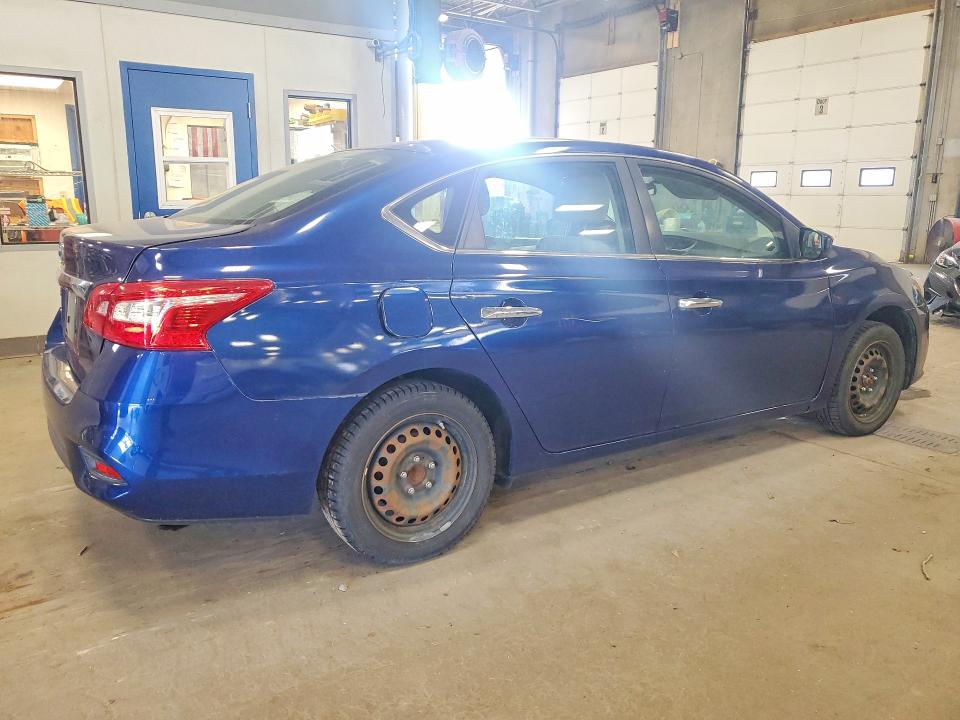 Photo 3 from auction – 2016 NISSAN SENTRA with VIN 3N1AB7AP9GY251167