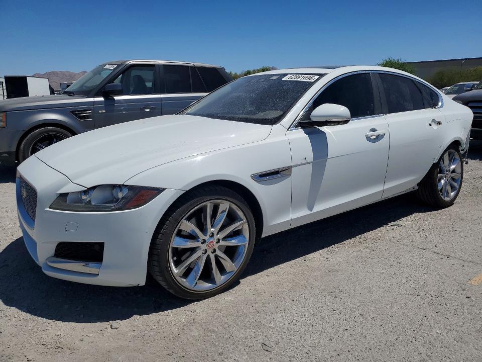 JAGUAR XF 2017 с VIN SAJBE4BV5HCY30396 - Фото с аукциона
