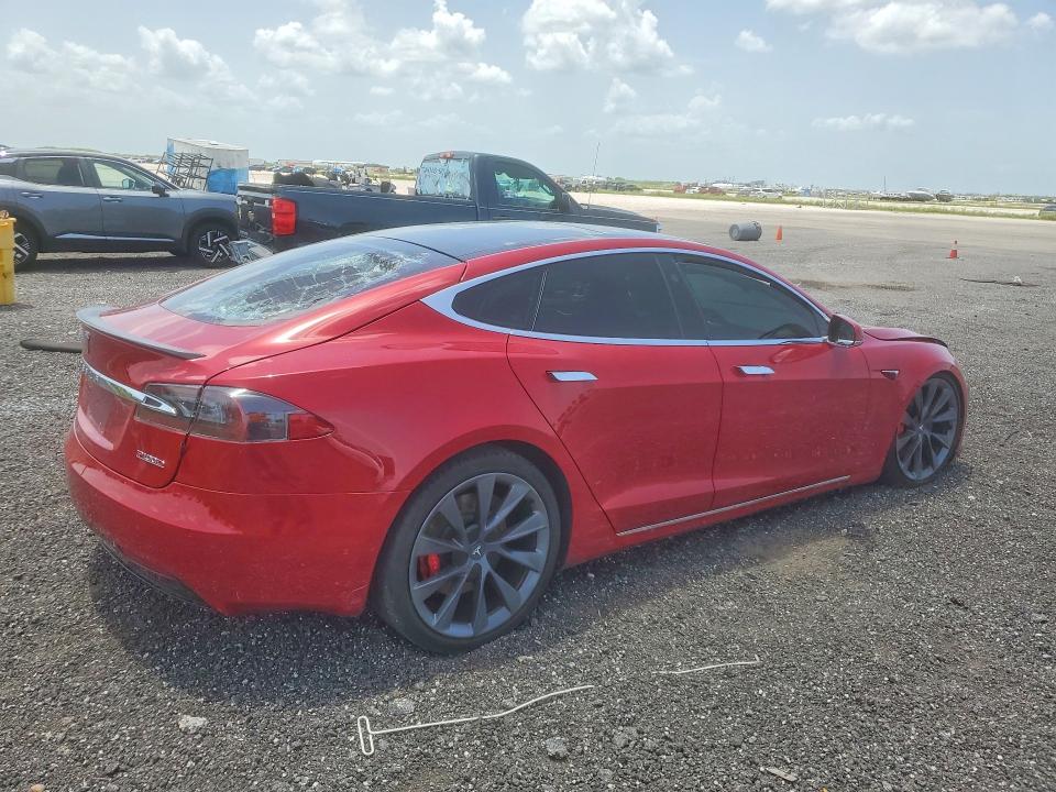 Photo 3 from auction – 2018 TESLA MODEL S with VIN 5YJSA1E47JF239703