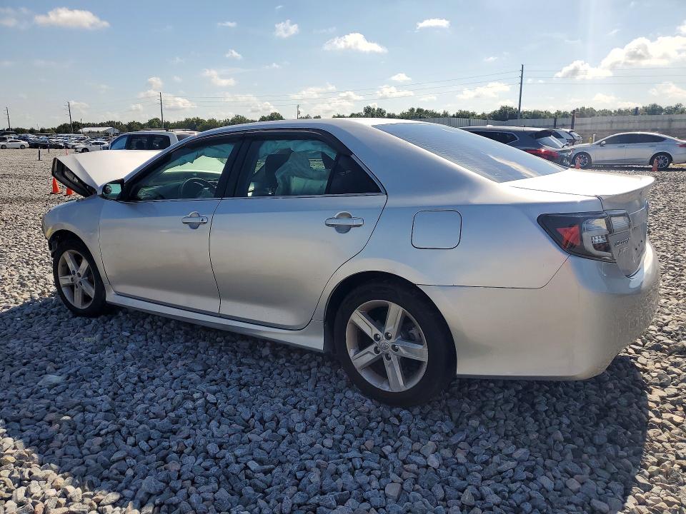 Photo 2 from auction – 2014 TOYOTA CAMRY with VIN 4T1BF1FK1EU412249
