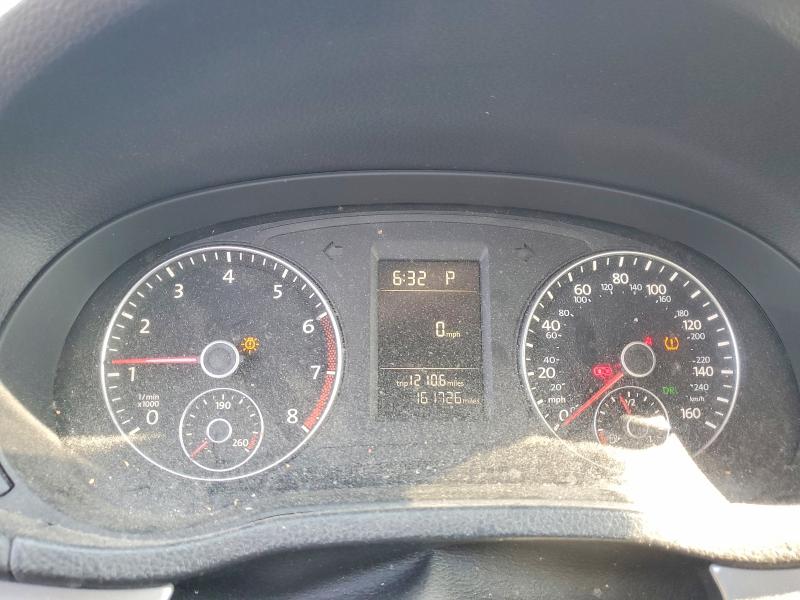 Photo 9 from auction – 2014 VOLKSWAGEN PASSAT with VIN 1VWAS7A32EC041779