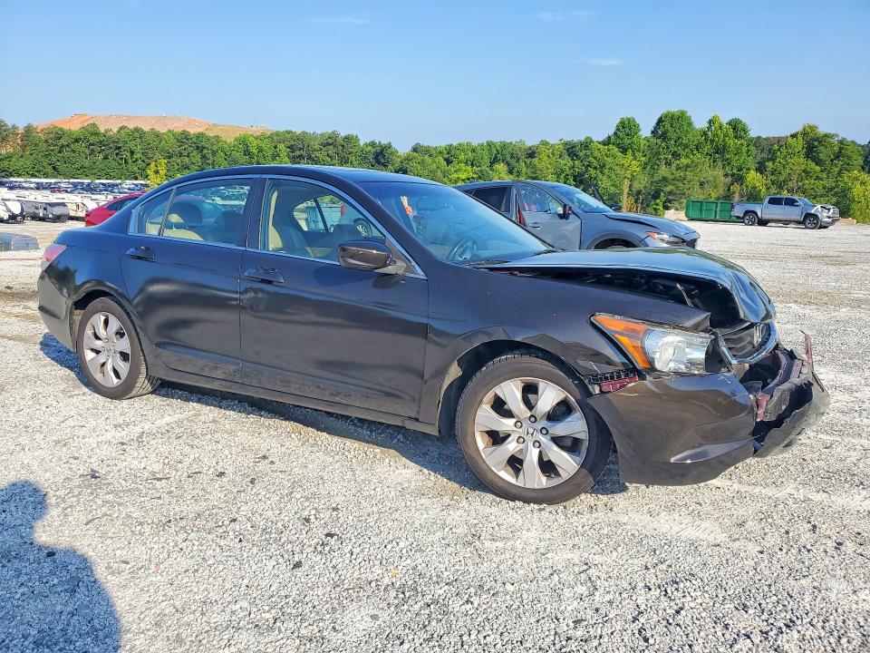Photo 4 from auction – 2010 HONDA ACCORD with VIN 1HGCP2F81AA144641