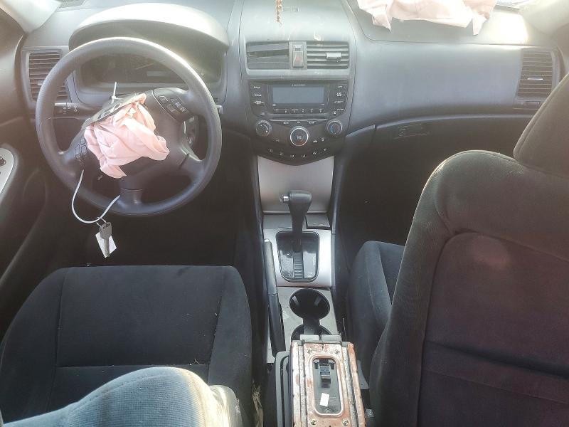 Снимка 8 от търг – 2005 HONDA ACCORD с VIN 1HGCM567X5A183851