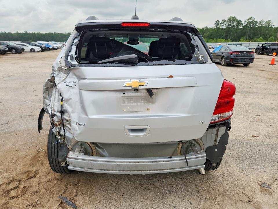 Photo 6 from auction – 2019 CHEVROLET TRAX with VIN 3GNCJLSB3KL264076