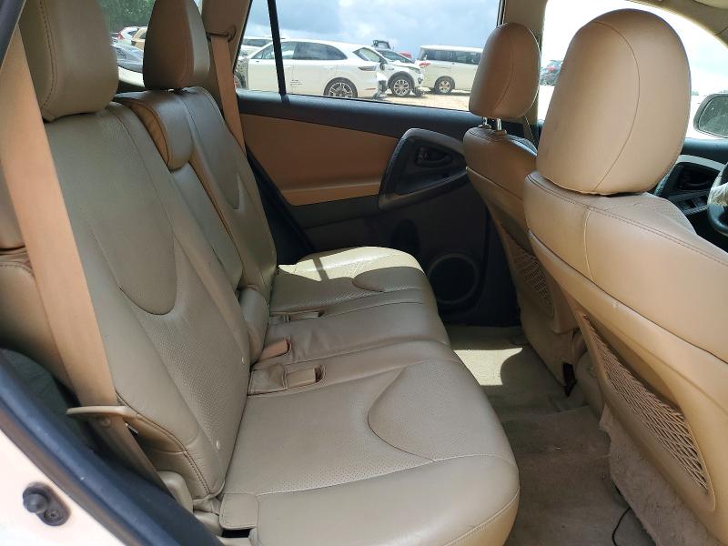 Photo 11 from auction – 2012 TOYOTA RAV4 with VIN 2T3YF4DV0CW119312