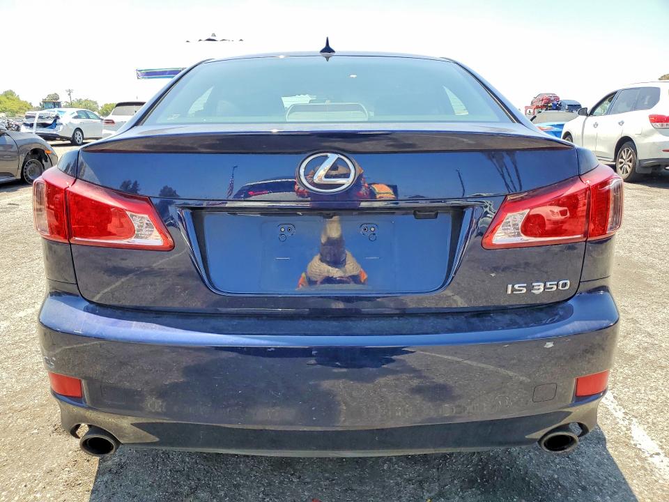 Photo 6 from auction – 2012 LEXUS IS with VIN JTHBE5C25C5028645