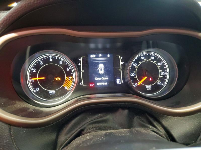 Photo 9 from auction – 2015 JEEP CHEROKEE with VIN 1C4PJMCS6FW687247