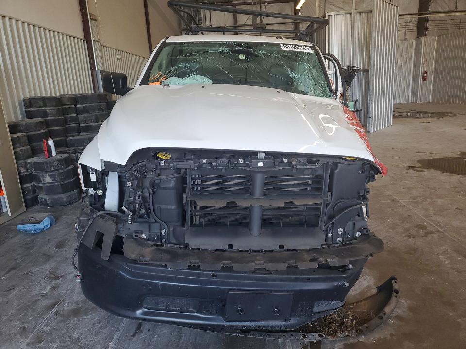 Photo 5 from auction – 2021 RAM 1500 CLASSIC with VIN 3C6JR6DG6MG705303