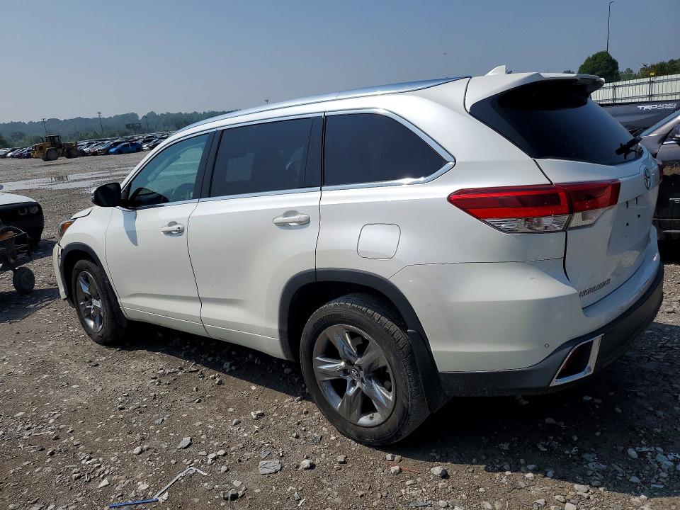 Photo 2 from auction – 2017 TOYOTA HIGHLANDER with VIN 5TDDZRFHXHS467430