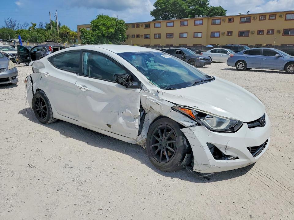 Photo 4 from auction – 2015 HYUNDAI ELANTRA with VIN 5NPDH4AE7FH560718