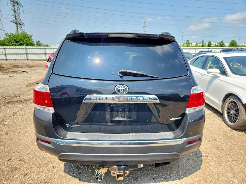 Zdjęcie 6 z aukcji – 2012 TOYOTA HIGHLANDER z VIN 5TDDK3EH8CS151889