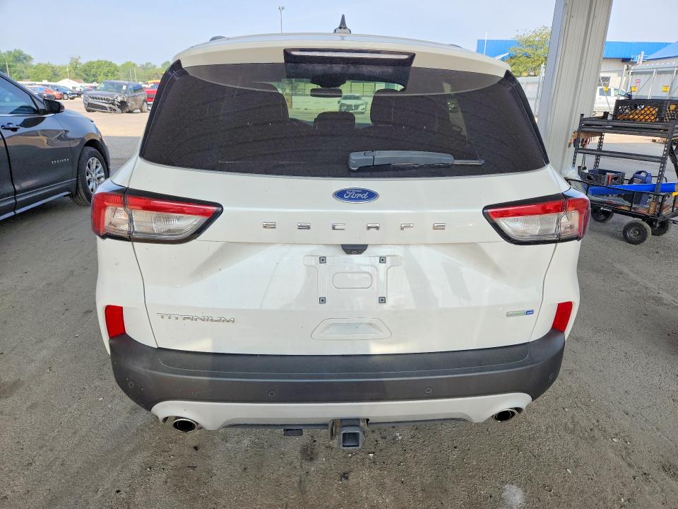Photo 6 from auction – 2020 FORD ESCAPE with VIN 1FMCU9J94LUA98915
