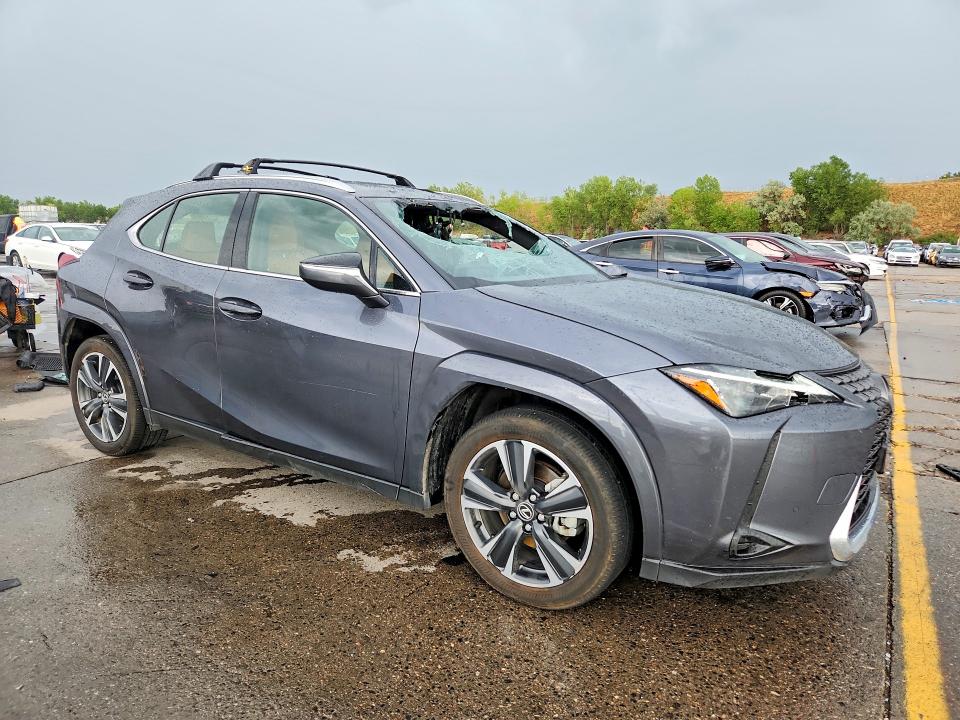 Photo 4 from auction – 2025 LEXUS UX 300H with VIN JTHUCJDH9S2001488