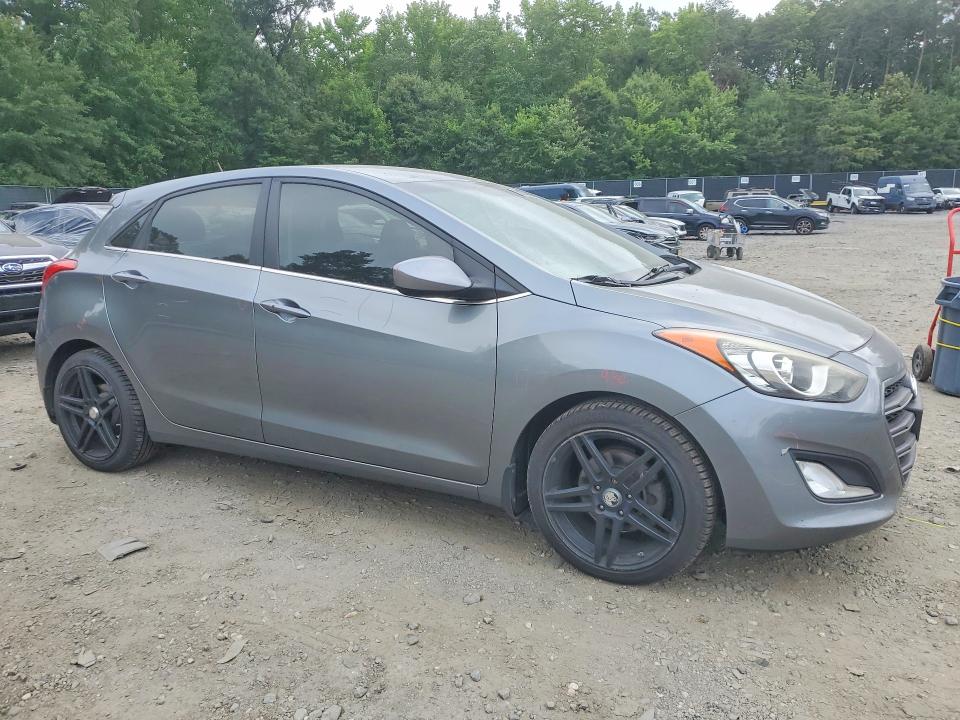 Photo 4 from auction – 2017 HYUNDAI ELANTRA GT with VIN KMHD35LH7HU363256