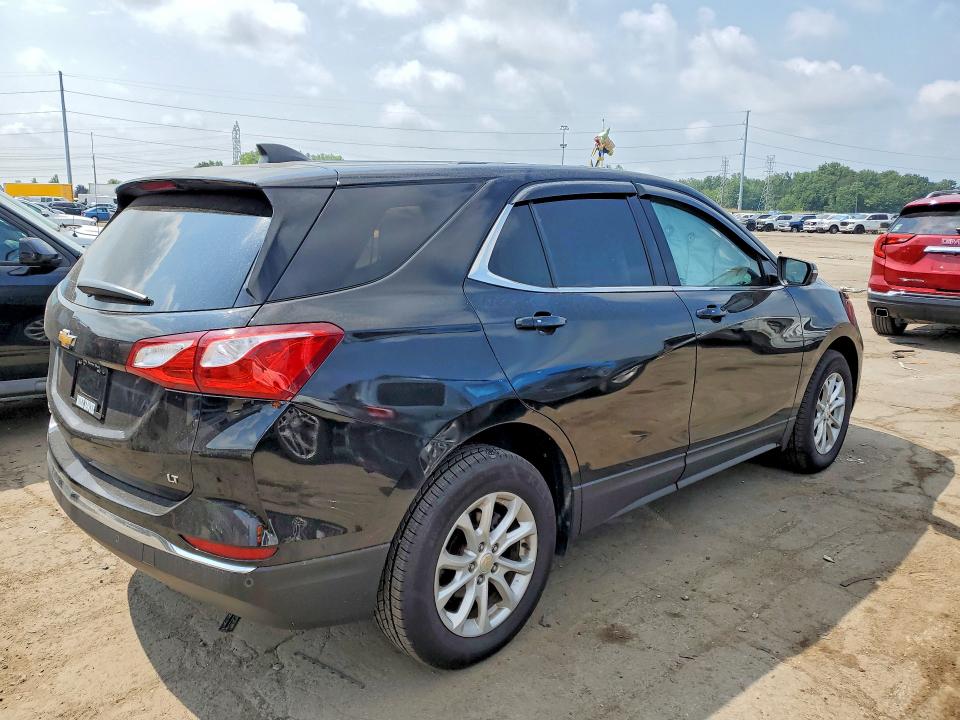 Photo 3 from auction – 2019 CHEVROLET EQUINOX with VIN 2GNAXKEV7K6221001
