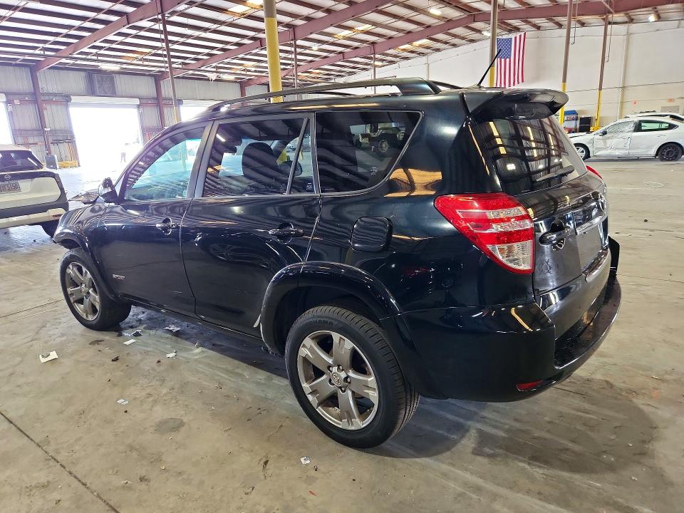 Photo 2 from auction – 2011 TOYOTA RAV4 with VIN JTMWF4DV1B5036629