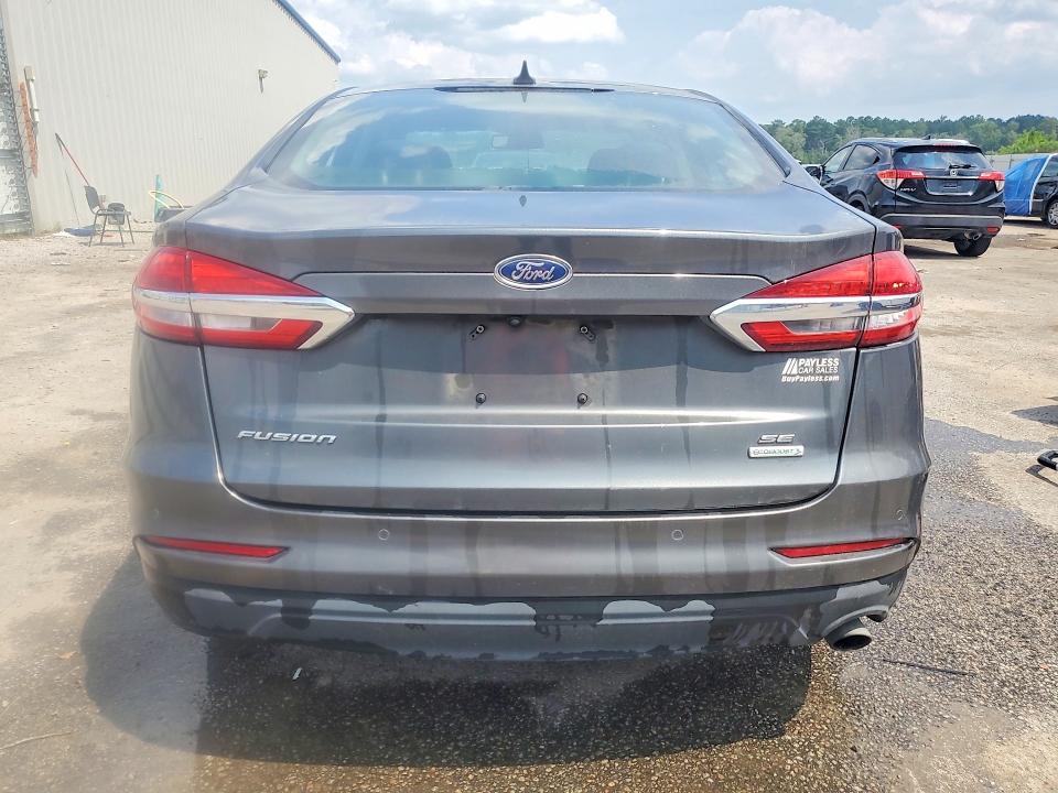 Photo 6 from auction – 2020 FORD FUSION with VIN 3FA6P0HD5LR150175