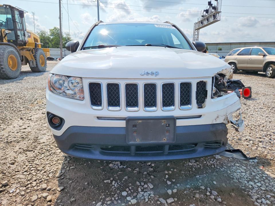 Photo 5 from auction – 2011 JEEP COMPASS with VIN 1J4NT1FA9BD155610