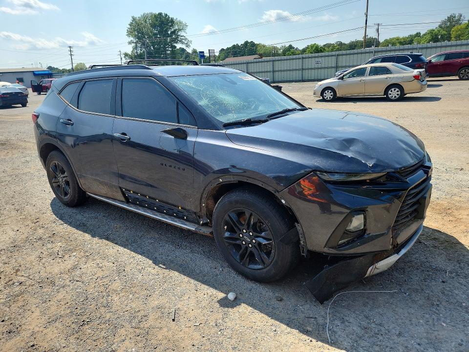 Photo 4 from auction – 2021 CHEVROLET BLAZER with VIN 3GNKBCRS3MS510406