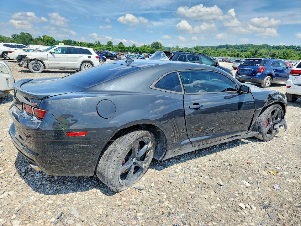 Photo 3 from auction – 2013 CHEVROLET CAMARO with VIN 2G1FJ1EJ3D9183039