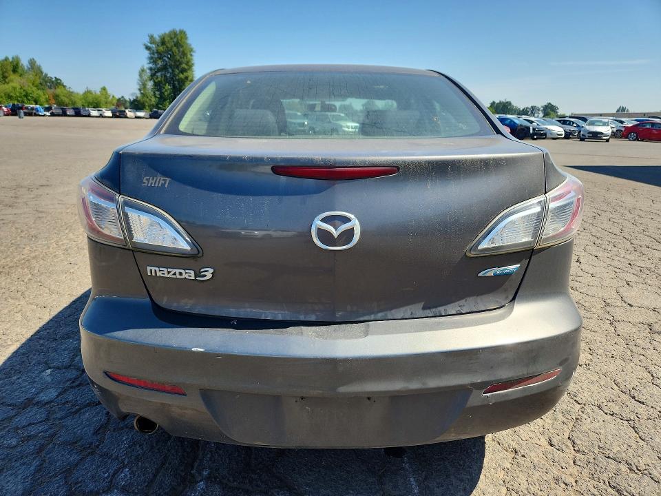Photo 6 from auction – 2012 MAZDA 3 with VIN JM1BL1V85C1545646