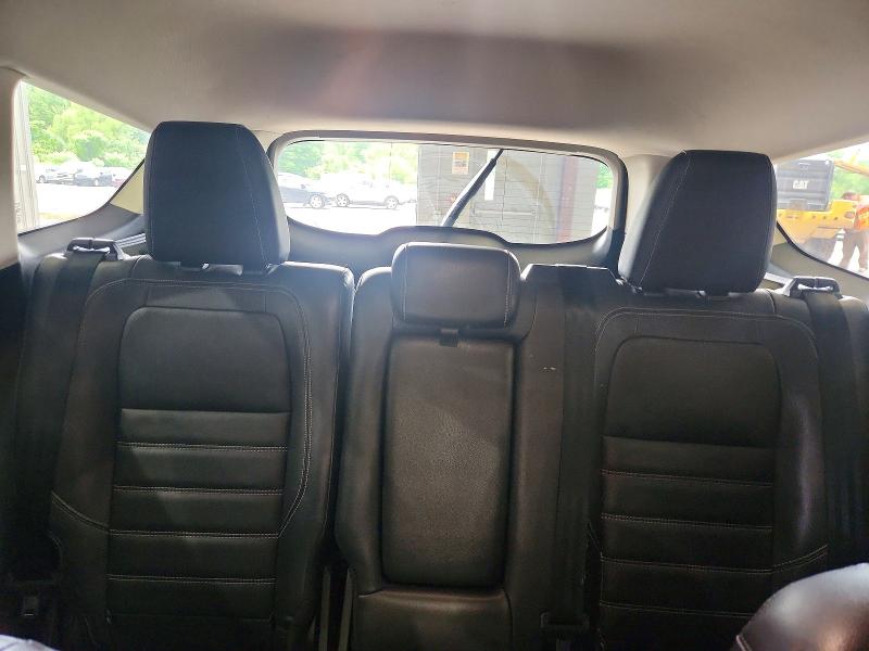 Photo 10 from auction – 2018 FORD ESCAPE with VIN 1FMCU9J92JUA66963