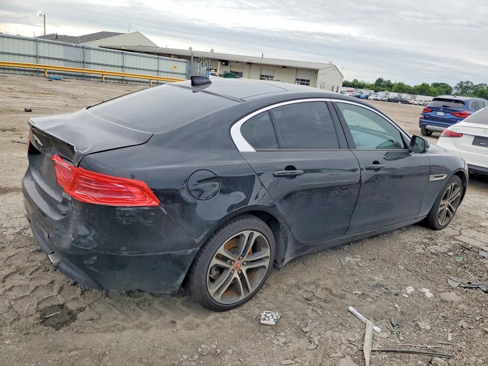 Photo 3 from auction – 2017 JAGUAR XE with VIN SAJAJ4BV1HCP10229