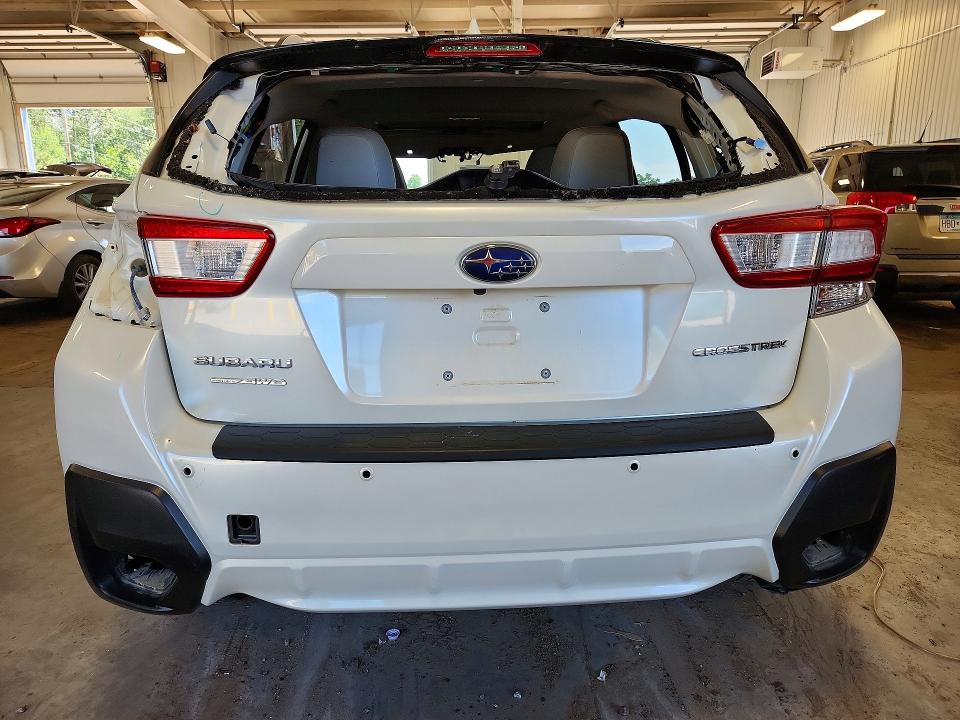 Photo 6 from auction – 2018 SUBARU CROSSTREK with VIN JF2GTAMC8JH210673