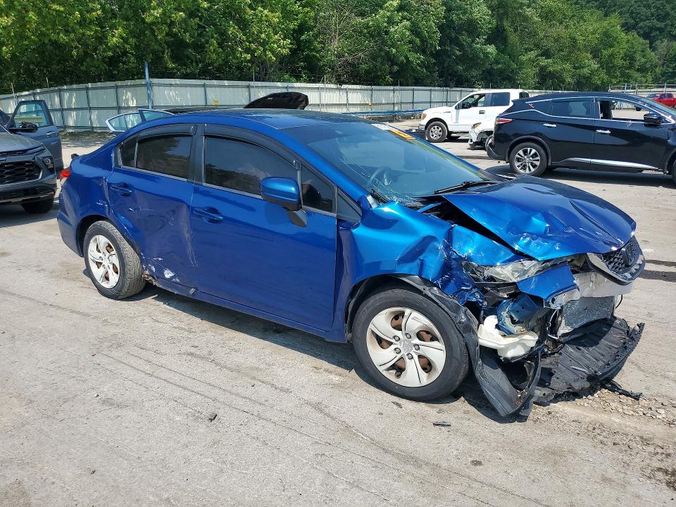 Photo 4 from auction – 2015 HONDA CIVIC with VIN 19XFB2F51FE047637
