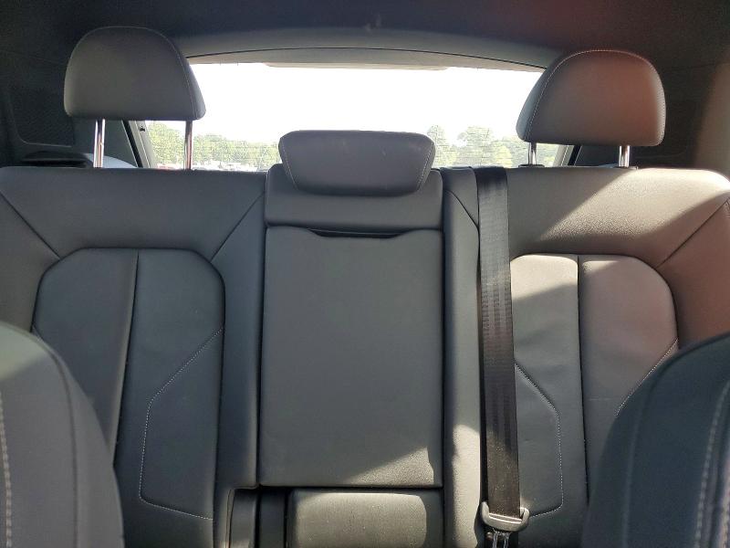 Zdjęcie 10 z aukcji – 2020 AUDI Q3 z VIN WA1EECF31L1026920