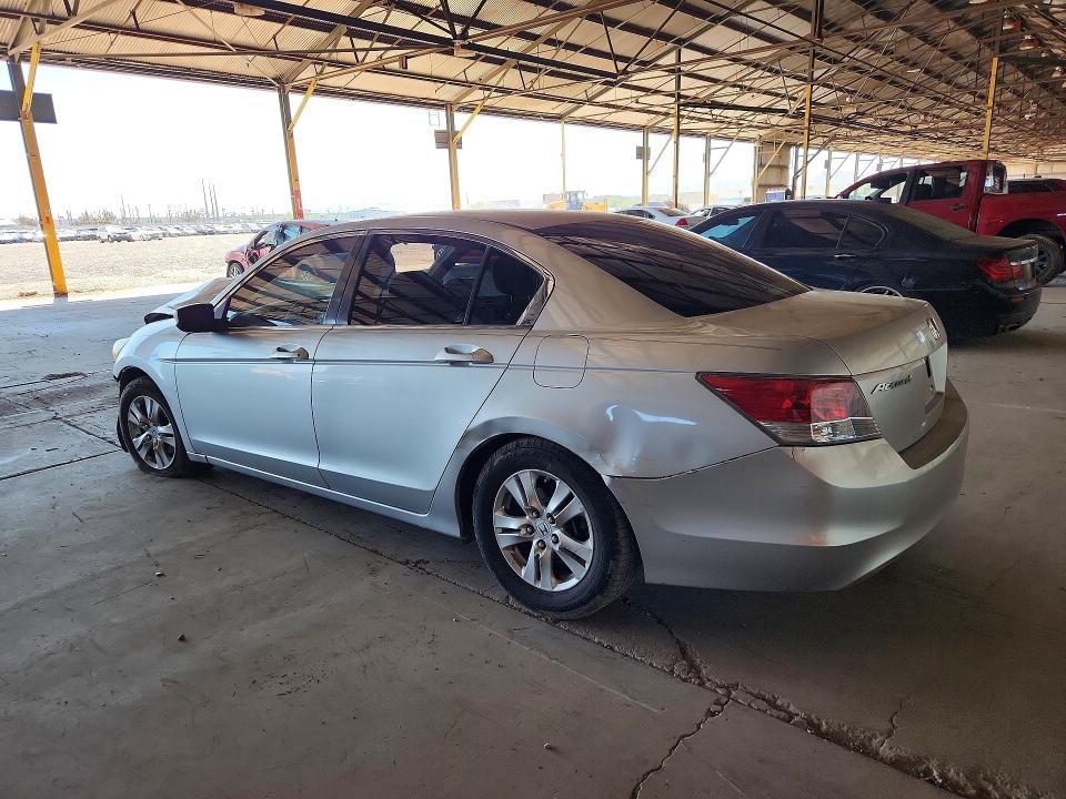 Photo 2 from auction – 2008 HONDA ACCORD with VIN JHMCP26428C058781