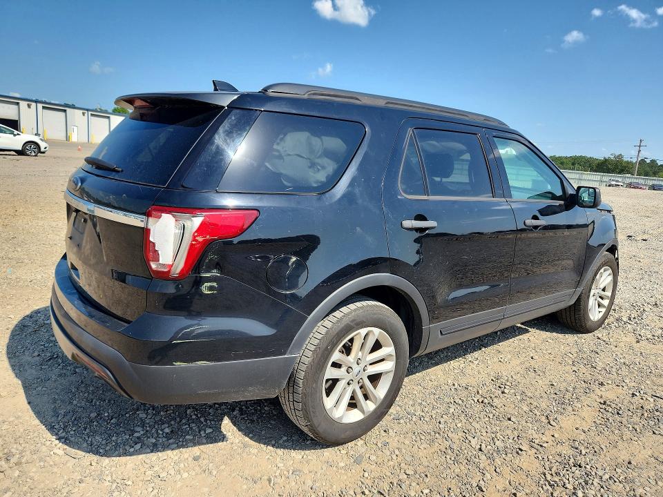 Photo 3 from auction – 2017 FORD EXPLORER with VIN 1FM5K7B86HGD83338