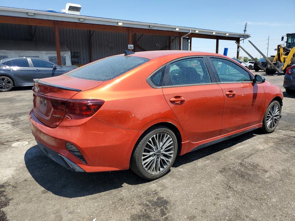 Photo 3 from auction – 2022 KIA FORTE with VIN 3KPF54AD6NE476062