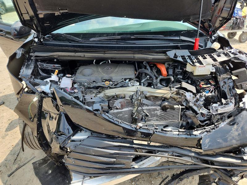 Photo 12 from auction – 2026 TOYOTA SIENNA with VIN 5TDCSKFC8TS244873