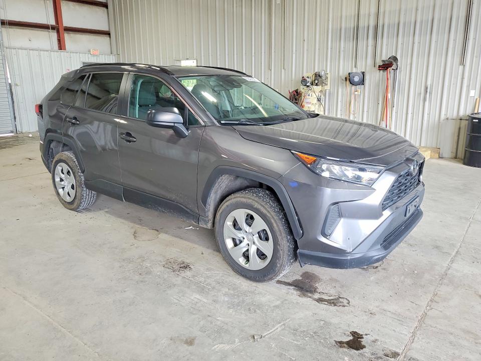 Photo 4 from auction – 2021 TOYOTA RAV4 with VIN 2T3F1RFV8MW165553