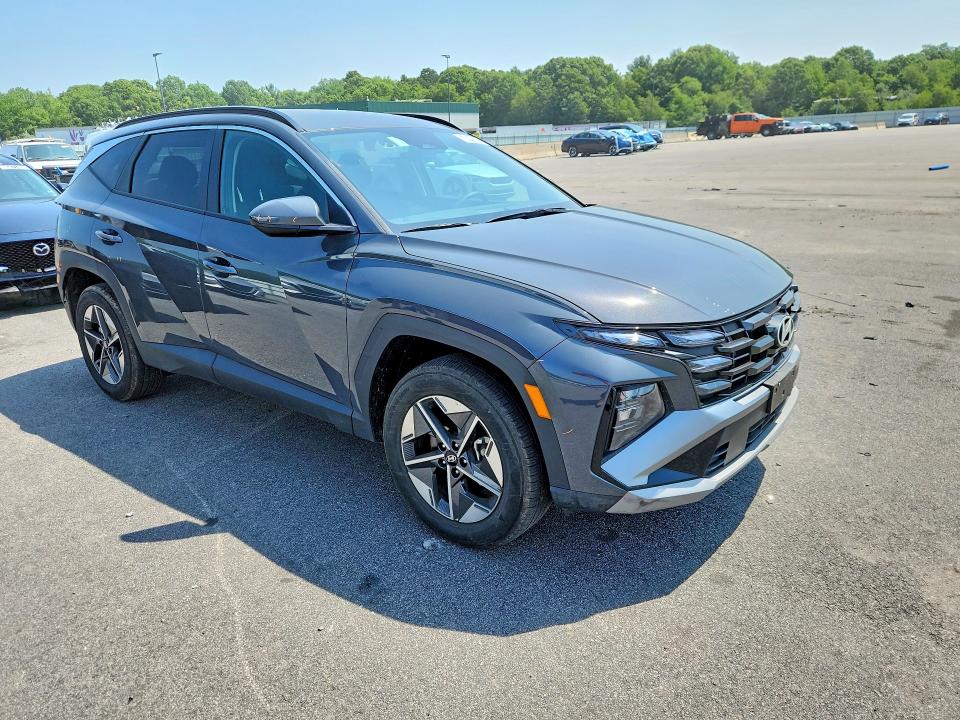 Photo 4 from auction – 2026 HYUNDAI TUCSON with VIN 5NMJBCDE2TH668117