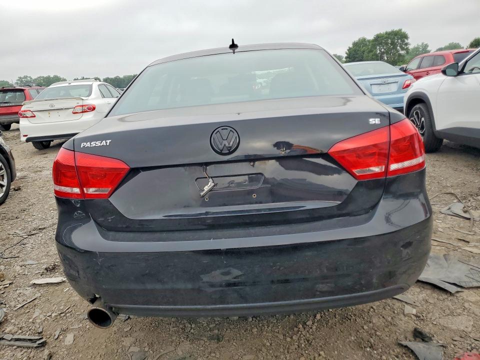 Photo 6 from auction – 2012 VOLKSWAGEN PASSAT with VIN 1VWBH7A33CC106512