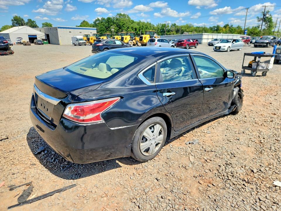 Photo 3 from auction – 2015 NISSAN ALTIMA with VIN 1N4AL3AP7FN304663