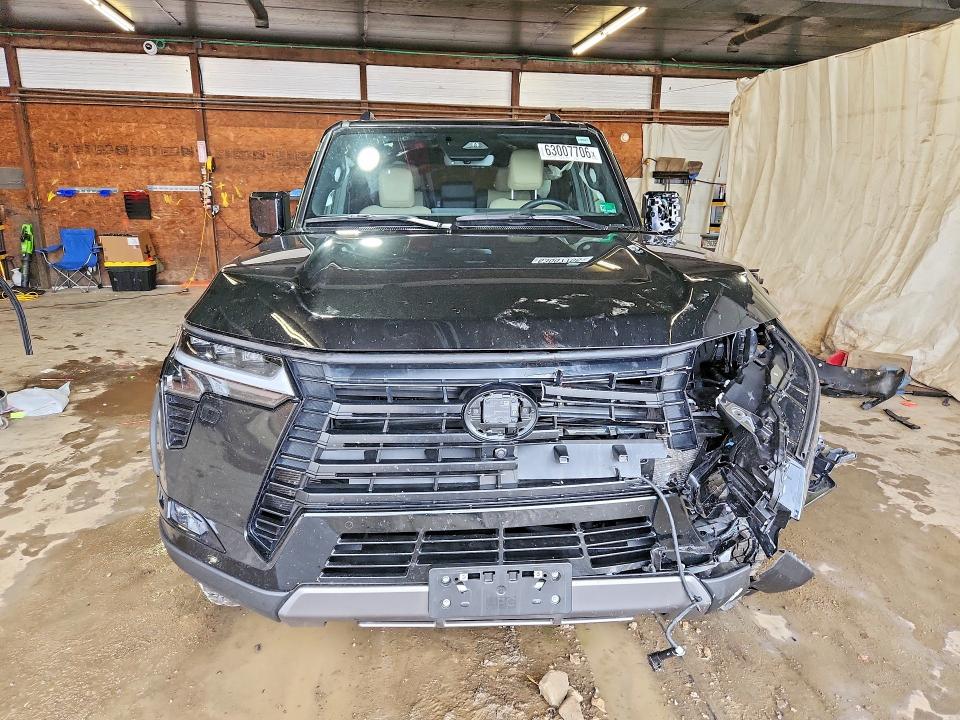 Photo 5 from auction – 2025 LEXUS GX 550 with VIN JTJTBCDX6S5063302