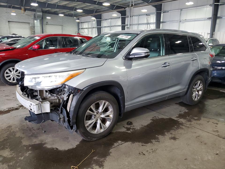 TOYOTA HIGHLANDER 2015 с VIN 5TDJKRFH6FS178193 - Фото с аукциона