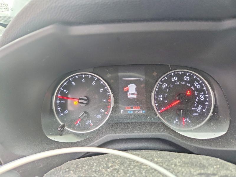 Photo 9 from auction – 2020 TOYOTA RAV4 with VIN JTMP1RFV0LD051255