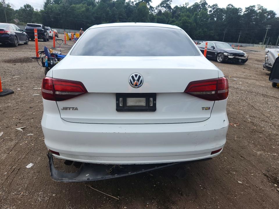 Photo 6 from auction – 2017 VOLKSWAGEN JETTA with VIN 3VW2B7AJ2HM319215