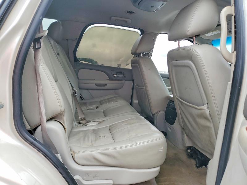 Photo 10 from auction – 2011 GMC YUKON with VIN 1GKS2CE06BR109420