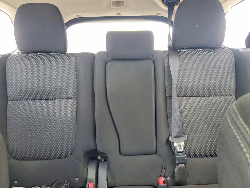Снимка 10 от търг – 2016 MITSUBISHI OUTLANDER с VIN JA4AD3A32GZ016154