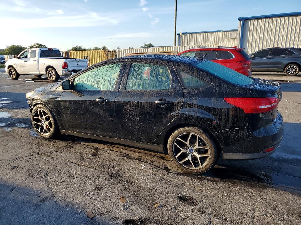 Photo 2 from auction – 2017 FORD FOCUS with VIN 1FADP3H2XHL337912