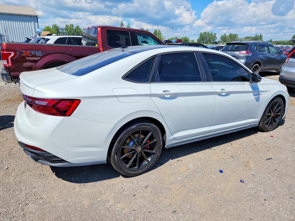 Photo 3 from auction – 2026 VOLKSWAGEN JETTA with VIN 3VW1M7BU0TM067715