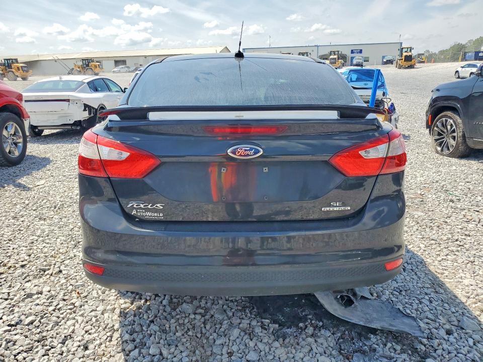 Photo 6 from auction – 2013 FORD FOCUS with VIN 1FADP3F21DL279508
