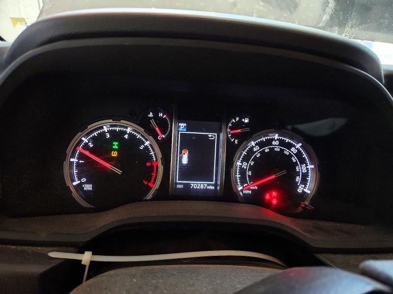 Foto 9 de la subasta – 2020 TOYOTA 4RUNNER con VIN JTEBU5JR8L5746724