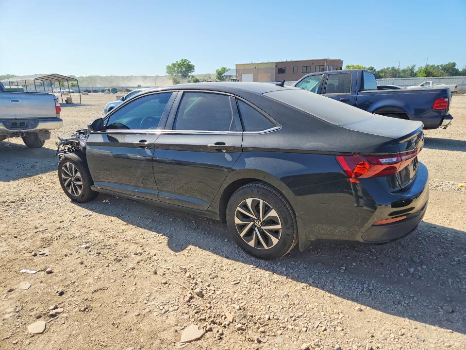 Photo 2 from auction – 2026 VOLKSWAGEN JETTA with VIN 3VW5W7BU2TM031519