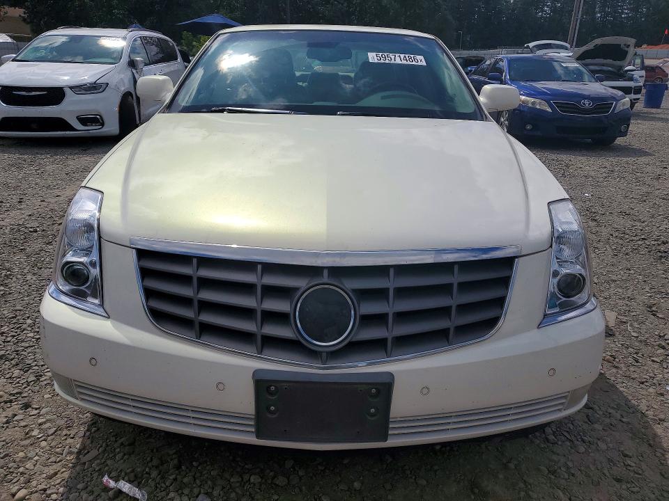 Photo 5 from auction – 2006 CADILLAC DTS with VIN 1G6KD57Y36U202289
